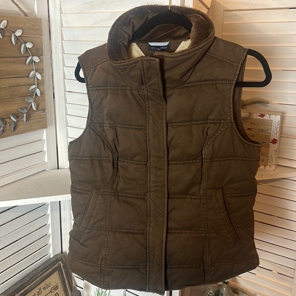Tommy Hilfiger Brown Lined Vest - Picture 1 of 8